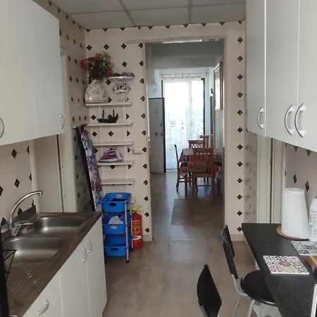 Fisherman's Nest, Near Seaside,shops,old Town 2 Terraces アパート