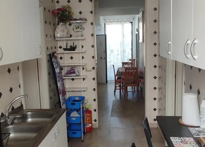 Fisherman's Nest, Near Seaside,shops,old Town 2 Terraces Appartement